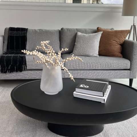 Image by @royalbyroya