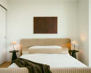 Dalina-Bed_Queen_PlushVelvet_Dune