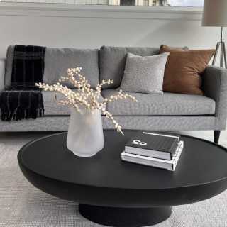 Image by @royalbyroya